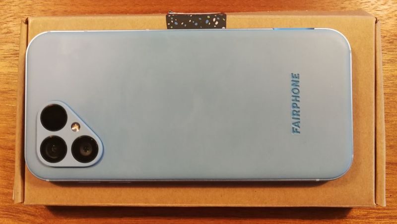 zum wochenende: ralf hat ein neues smartphone